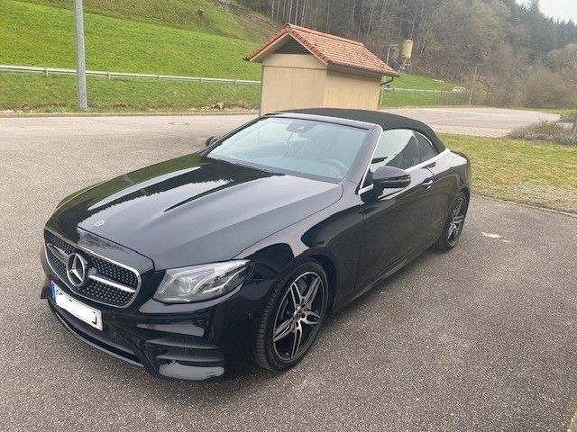 Image of Mercedes-Benz E 300