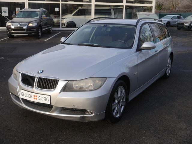 BMW 318i Touring