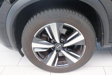 Fotografie des Nissan X-Trail 1.5 VC-T e-POWER e-4ORCE N-Connecta
