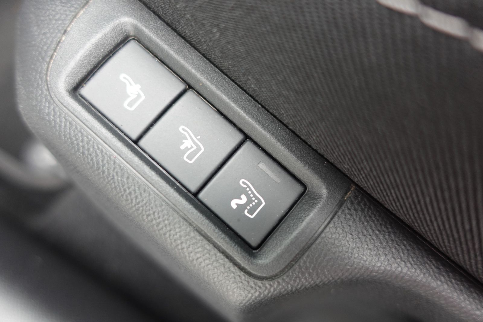 Fahrzeugabbildung Opel Mokka 1.2Turbo Ultimate Navi, Sitzh.,Kamera,PDC