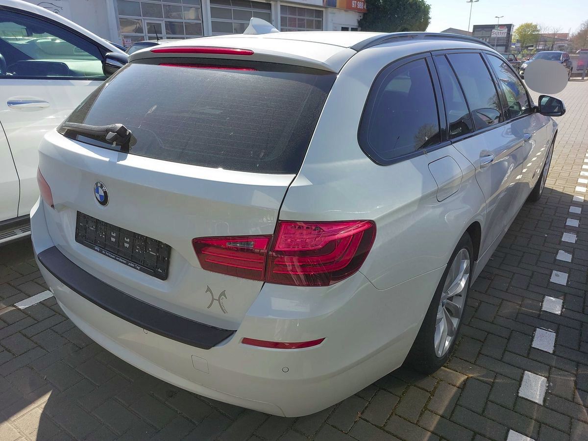 BMW 530d xDrive Touring A -