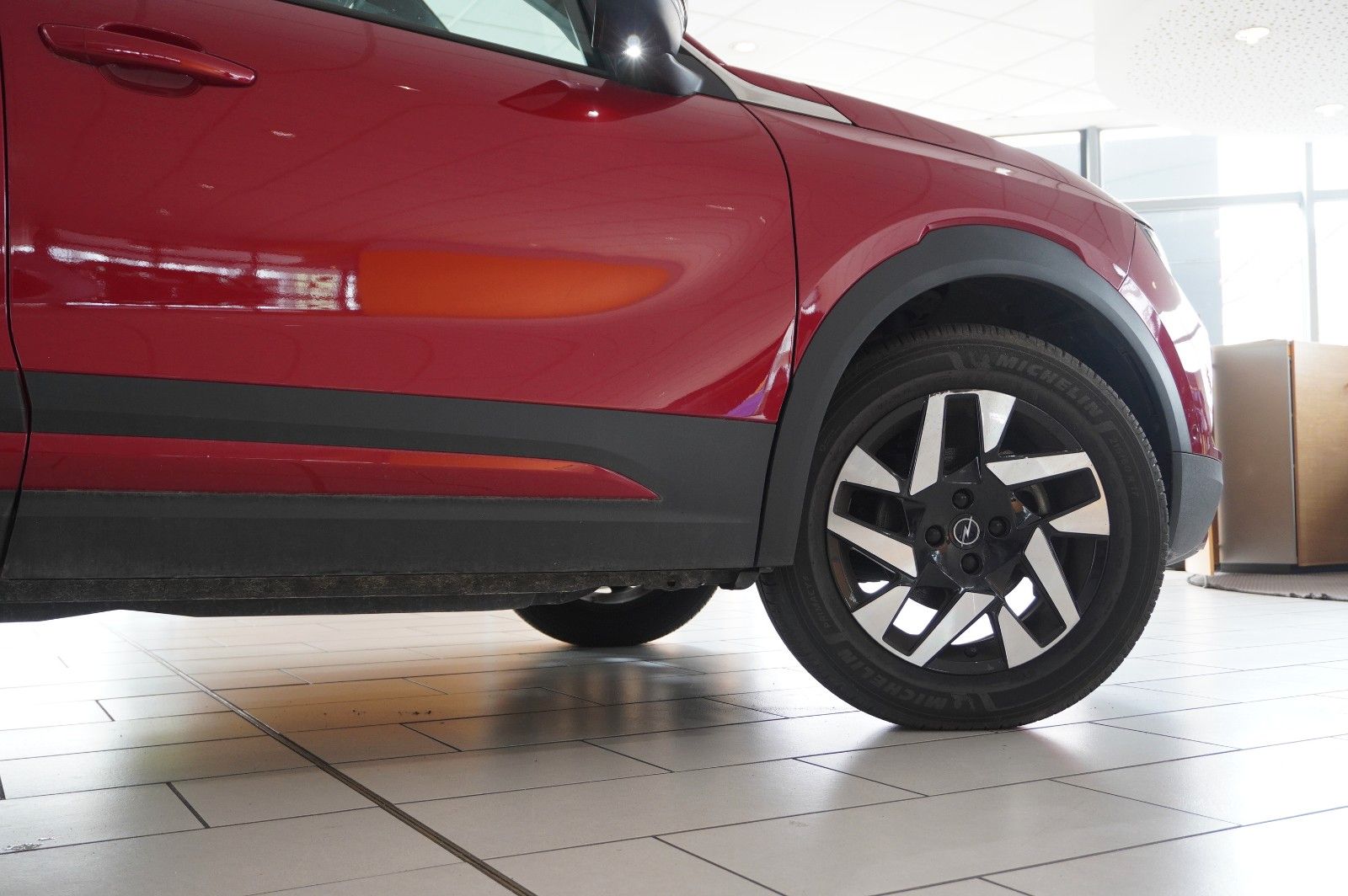 Fahrzeugabbildung Opel Mokka 1.2T ELEGANCE NAVI/LED/KAMERA/SH/SPORT/DAB
