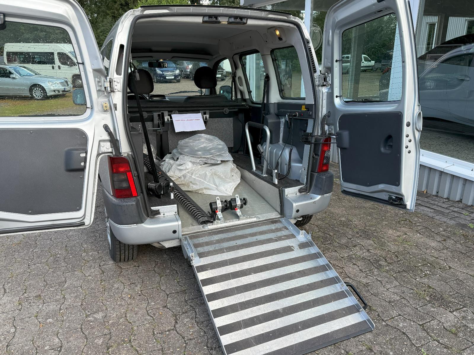 Peugeot Partner 1.6+ Behinderten Umbau+Rollstuhlrampe+KL