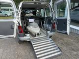 Peugeot Partner 1.6+ Behinderten Umbau+Rollstuhlrampe+KL - gebrauchte Peugeot Partner aus dem Jahr 2004