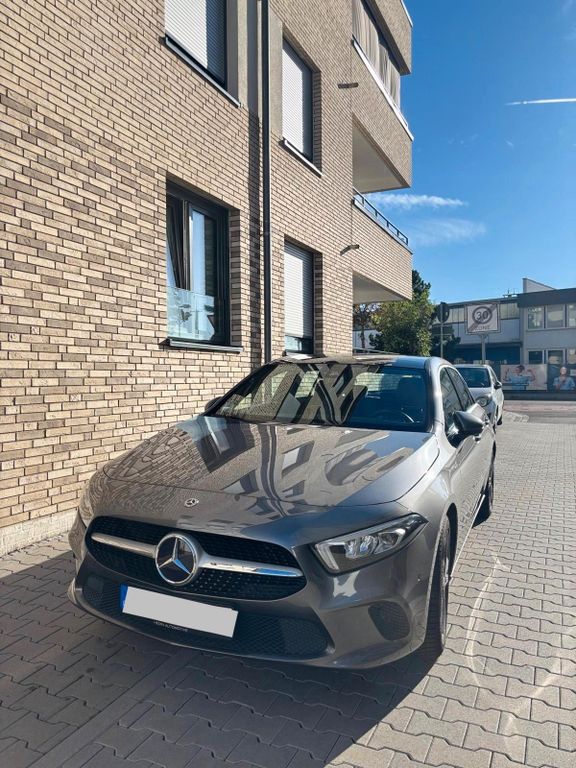 Image of Mercedes-Benz A 180