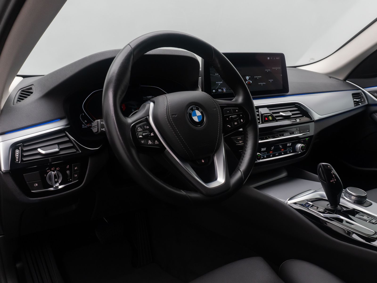 Fahrzeugabbildung BMW 520d xD Laser ACC HUD DAB Kamera DisplKey Alarm