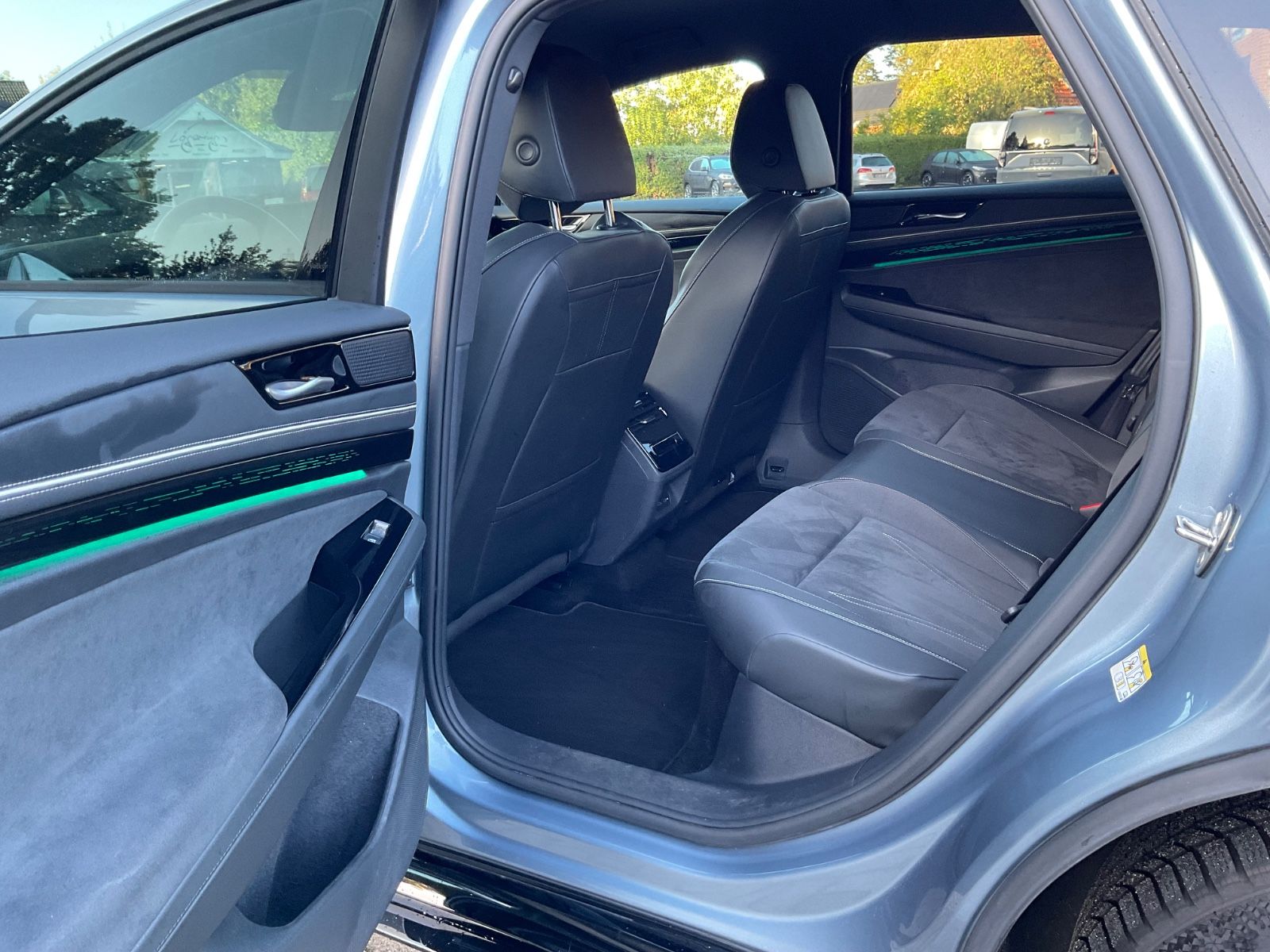 Fahrzeugabbildung Volkswagen ID.7 Pro 82 kWh 210 kW Pro Tourer,AHK,Kamera,IQ
