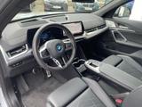 BMW iX2 xDrive30 M Sport || 360 Pano Massage AHK H&K - BMW iX2 mit Panoramadach