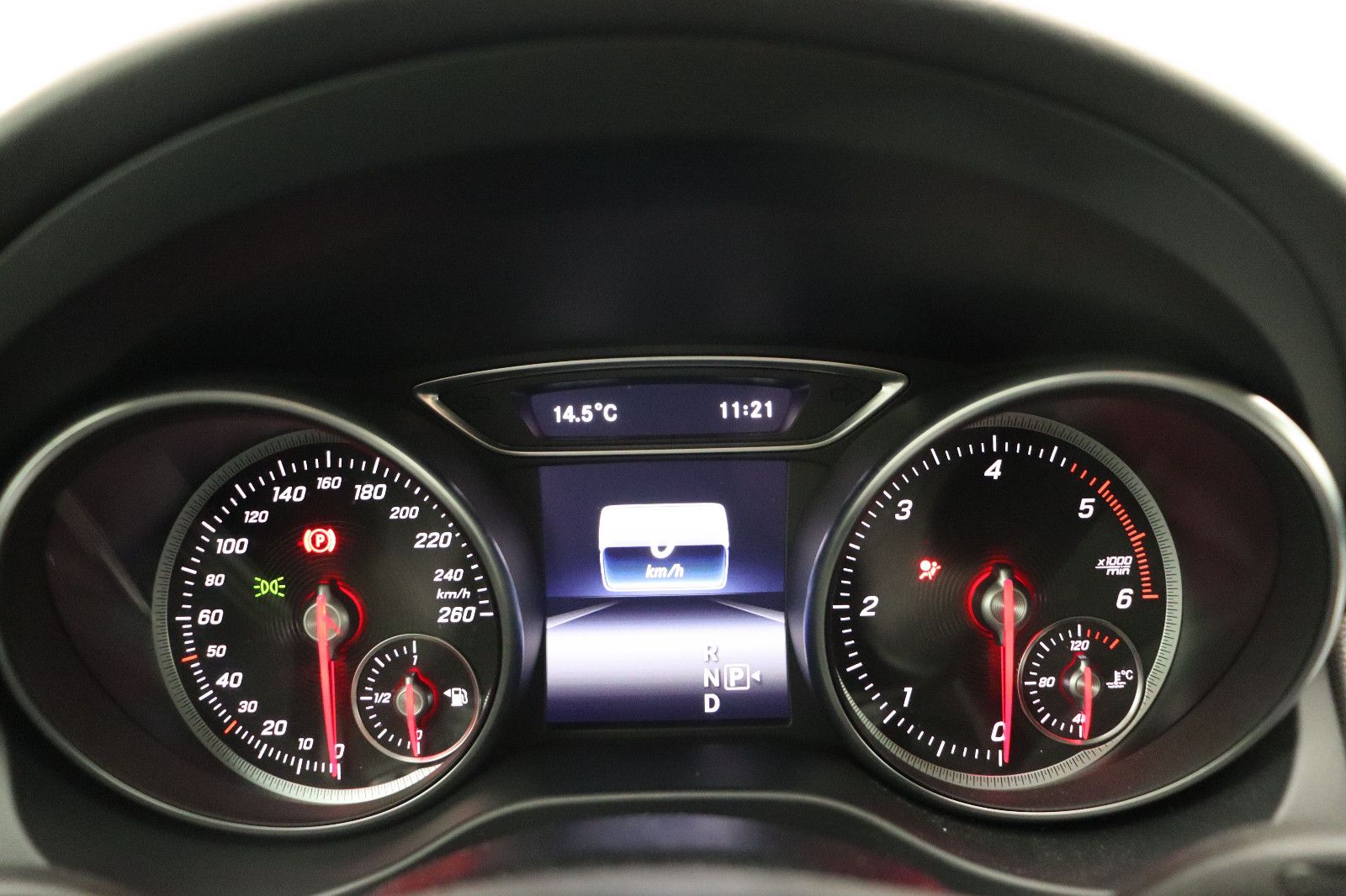 Fahrzeugabbildung Mercedes-Benz GLA 220 d 4Matic AHK NAVI KAMERA LED