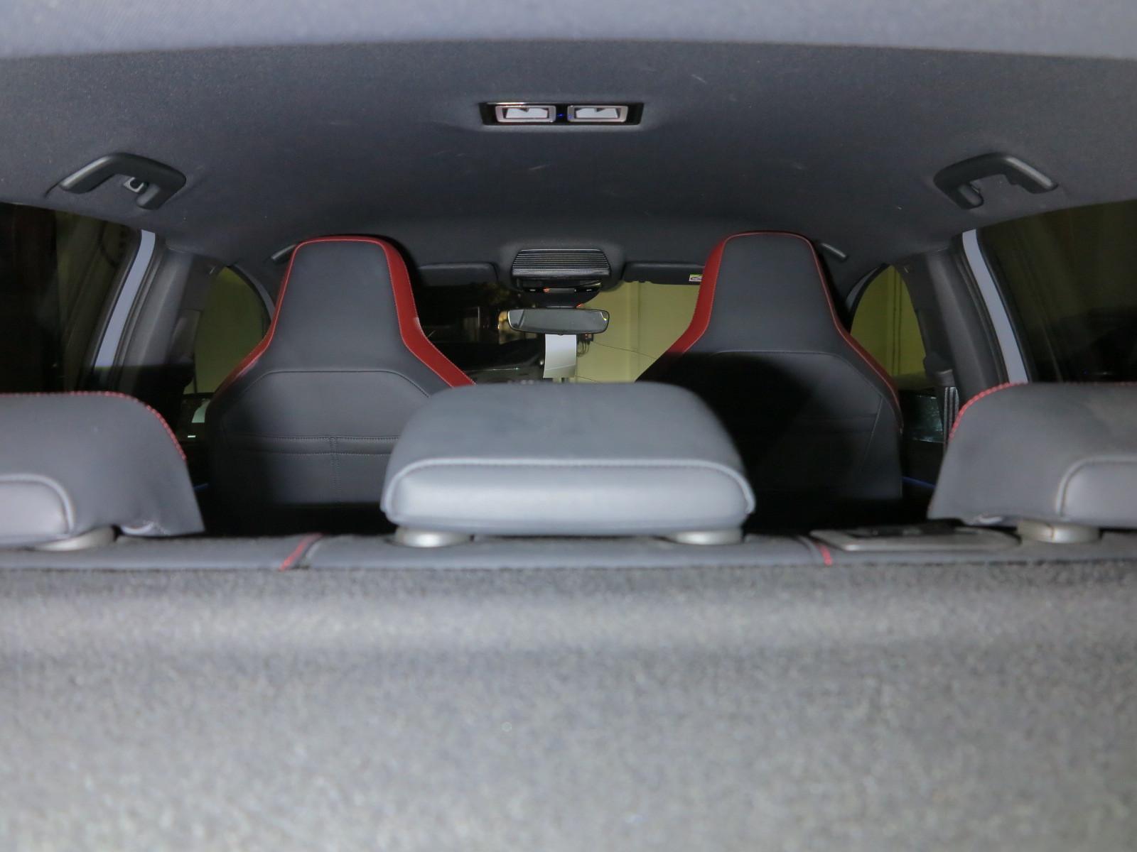 Volkswagen Golf VIII GTI 2.0 TSI OPF DSG7 Navi ACC DAB LM18, миниатюра 14