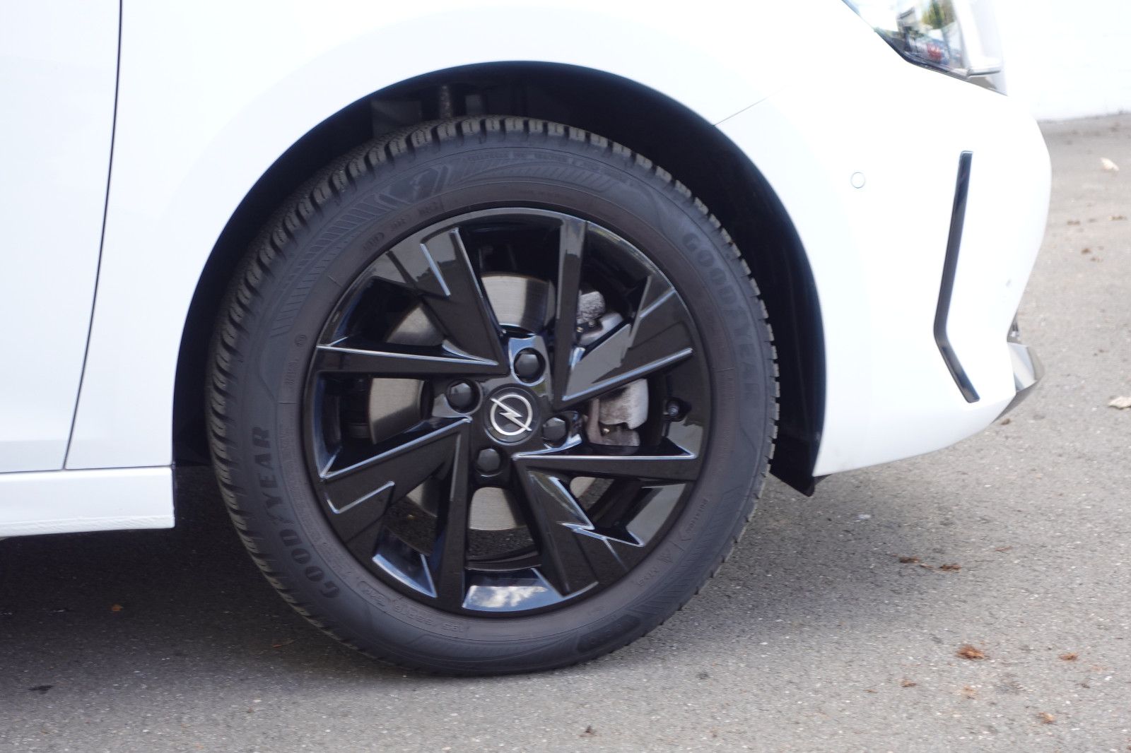 Fahrzeugabbildung Opel Corsa GS 1.2T,Kamera,Sitzhzg,Allwetter,LED,DAB+