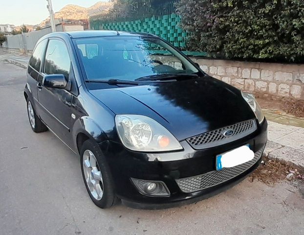 Ford Fiesta 1.2 16V 3p. Ghia