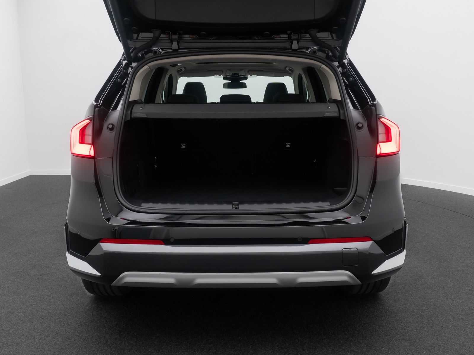 Fahrzeugabbildung BMW X1 xD20d xLine Kamera H/K AHK DAB Panorama 19"