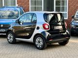 Smart ForTwo coupe*PANORAMA*INSPEKTION*TÜV* - mit Benzin-Antrieb: Kleinwagen