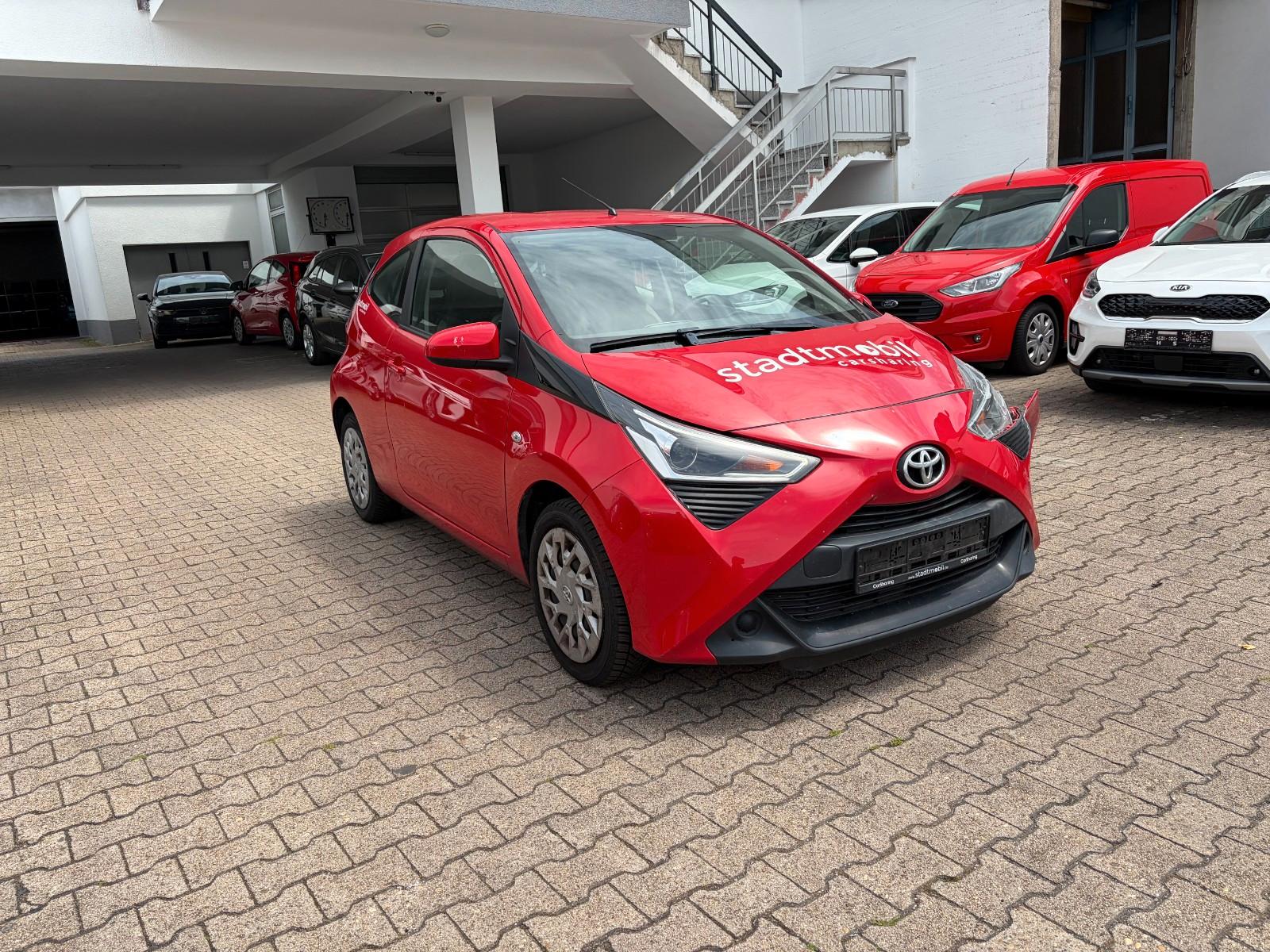Toyota Aygo AYGO x-play*ERSTE HAND*TEMPOMAT*