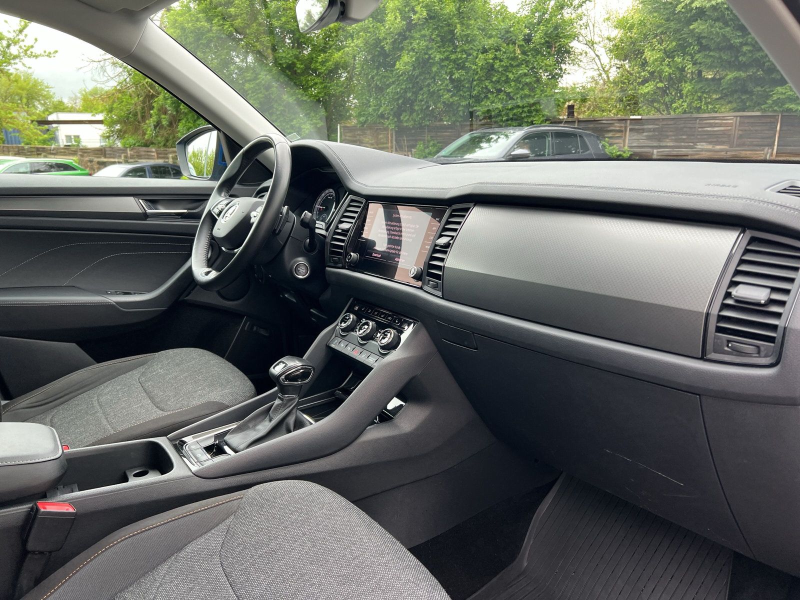 Skoda Kodiaq 2.0 TDI DSG 4x4 Clever MATRIX KAMERA AHK  foto 13