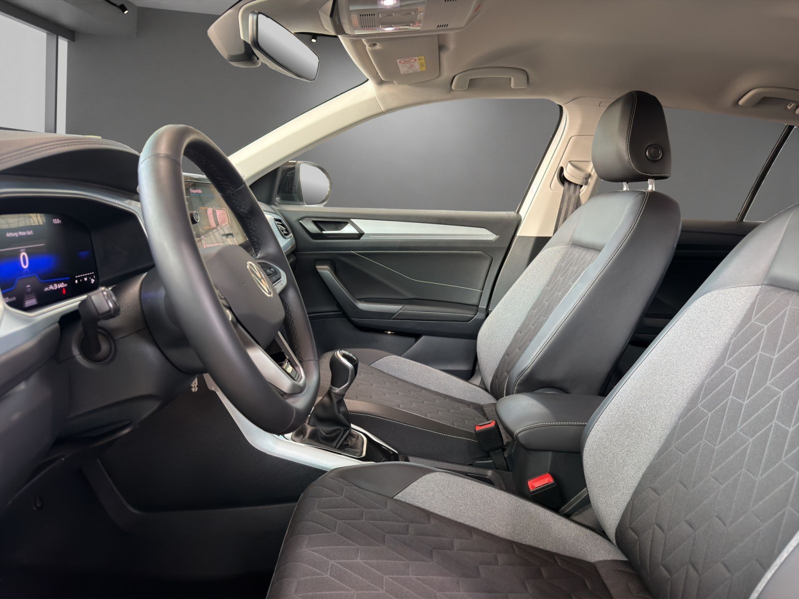 Volkswagen T-Roc - Bild 9