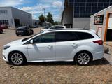 Ford Focus 2,0 EB ST Turnier ST 250 PS Leder Key Free - Ford: Firmenfahrzeug