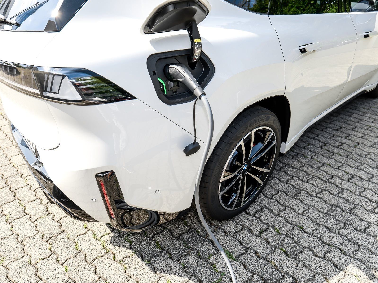 BMW iX3 - Bild 27