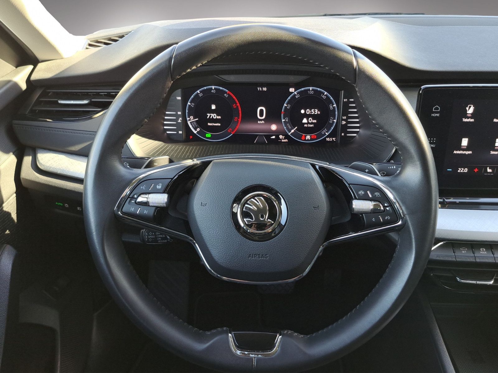 Octavia Combi Tour 2.0 TDI DSG AHK Navi