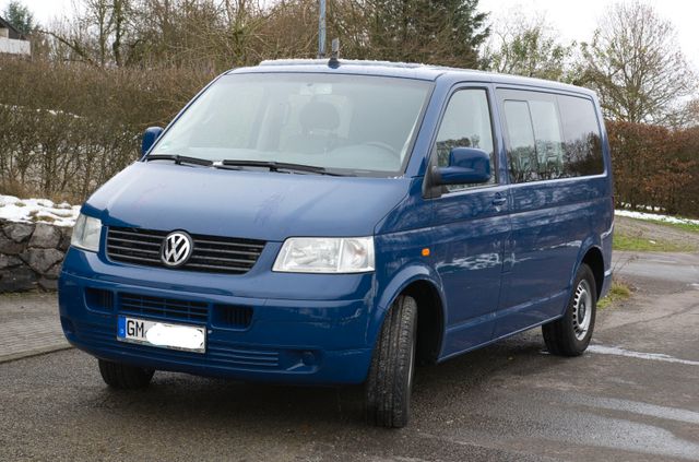 Volkswagen T5 Shuttle