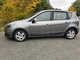 Renault Scenic TomTom Edition 1.6 16V 110 TomTom Edition - gebrauchte Renault Scenic aus dem Jahr 2012