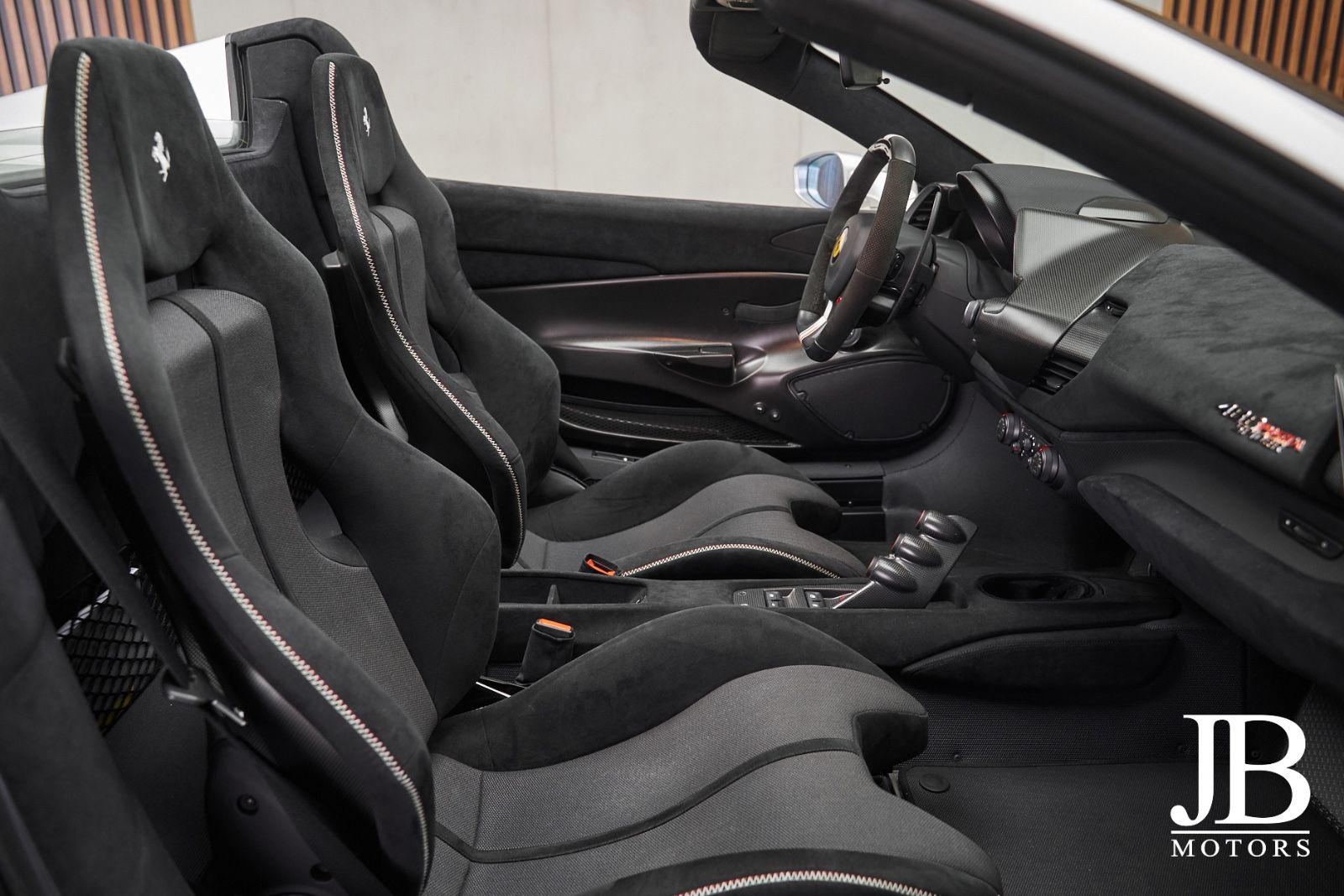 Fahrzeugabbildung Ferrari 488 Pista Spider Tailormade Special Carbon Lift