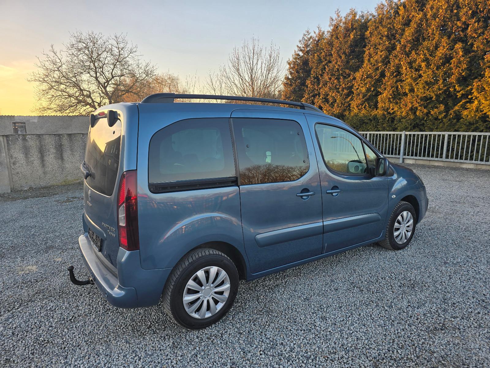 Peugeot Partner Tepee Active TÜV Dez./2027