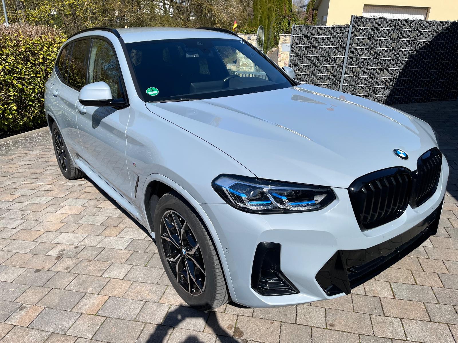 BMW X3 2.0iX M Paket LivePR Hifi Laser ACC  Komf 19