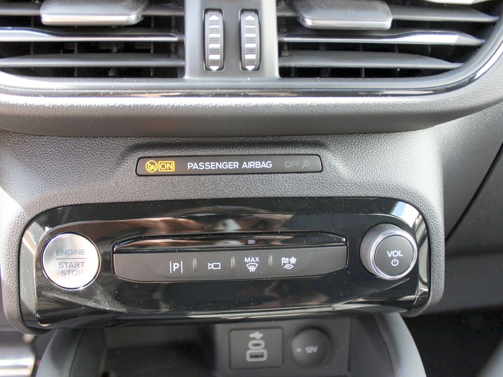 Fahrzeugabbildung Ford Kuga Hybrid ST-Line X