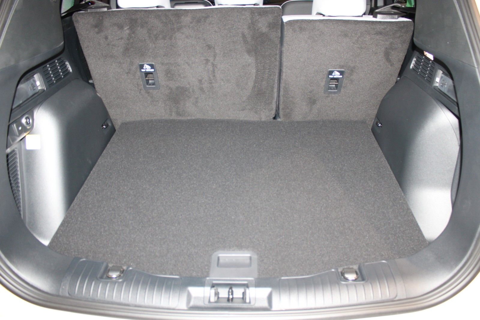 Fahrzeugabbildung Ford Kuga 2.5 Duratec FHEV Sound Edition X ECVT