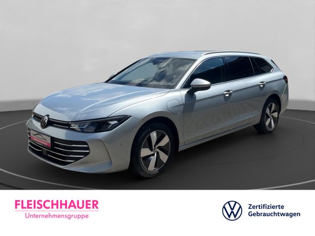 VW Passat 1.5 TSI eHybrid Business Premium AHK 17''
