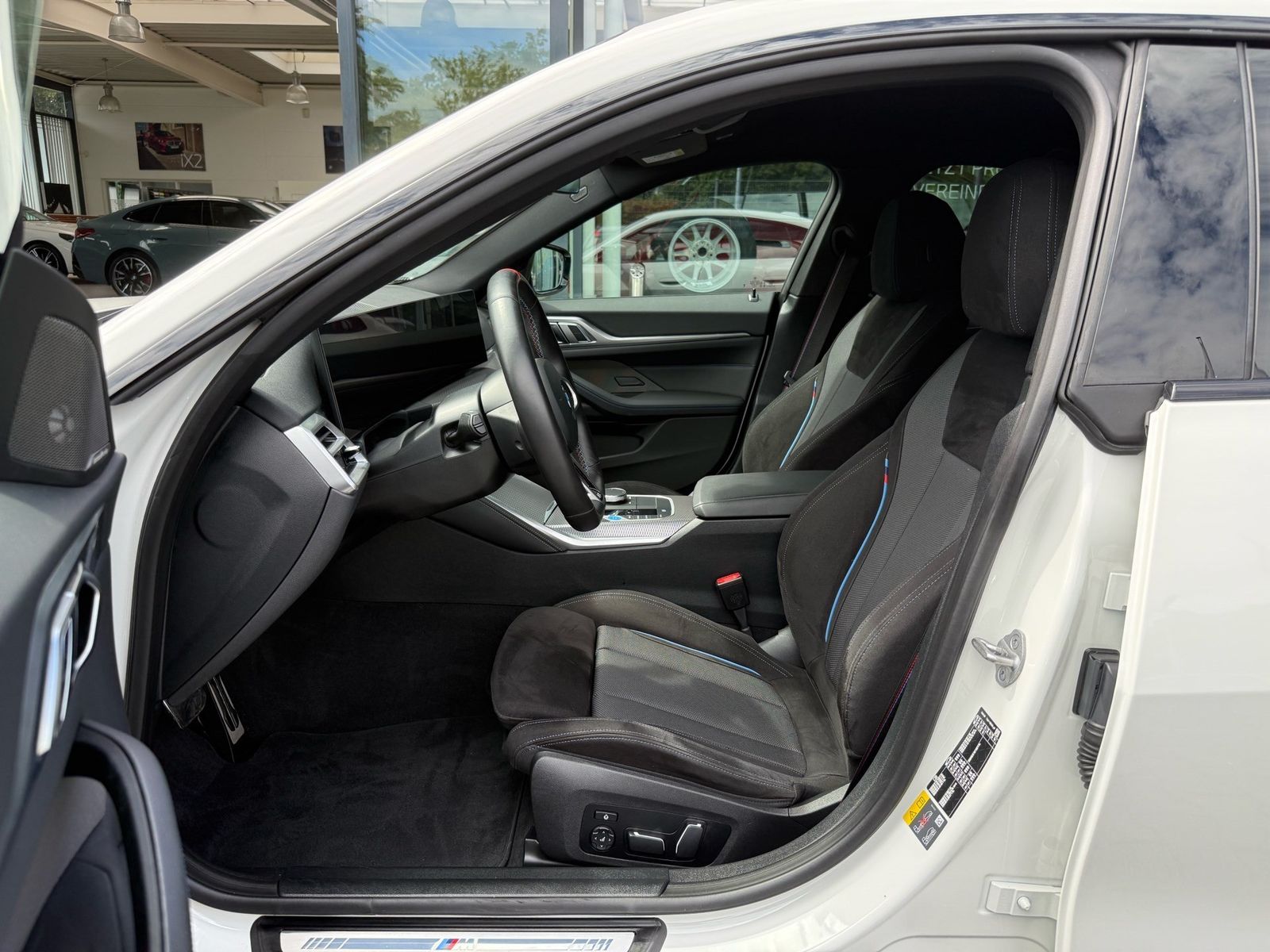 BMW i4 - Bild 8