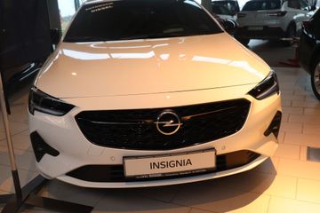 Fotografie des Opel Insignia Grand Sport 2.0 D Automatik Ultimate