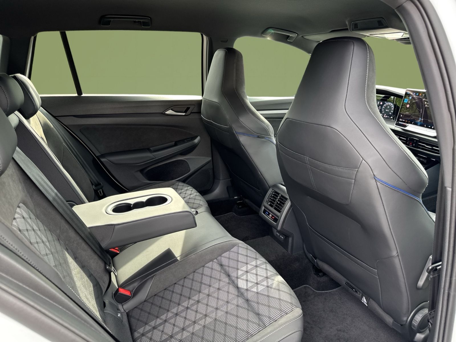 Volkswagen Golf - Bild 18