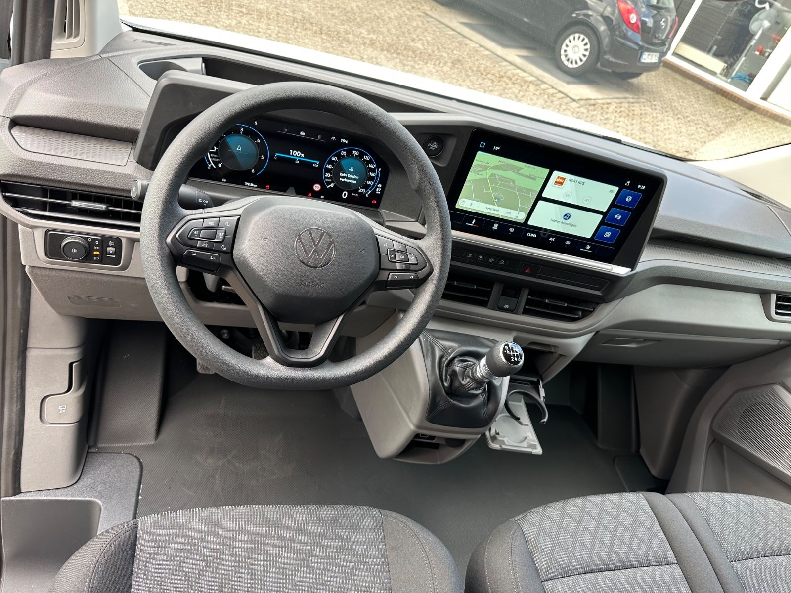 Fahrzeugabbildung Volkswagen T7 Transporter 2.0 TDI LR Navi/LED/GRA/Einparkh
