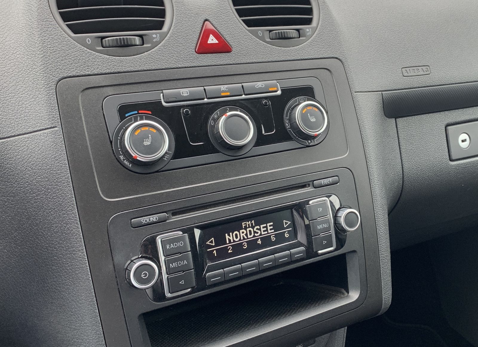 Fahrzeugabbildung Volkswagen Caddy 1.6 TDI*Roncalli*AHK*SHZ*Klima*PDC*