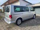 Volkswagen T5 Multivan 2.0 TDI Highline - Volkswagen T5: TDI
