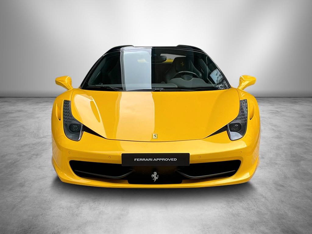 Ferrari 458 Spider / Giallo Triplo Strato / Lift / LED