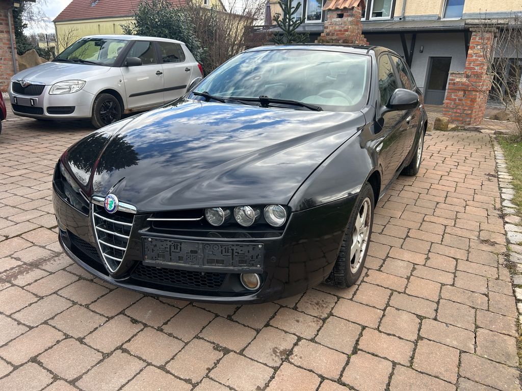 Alfa Romeo 159