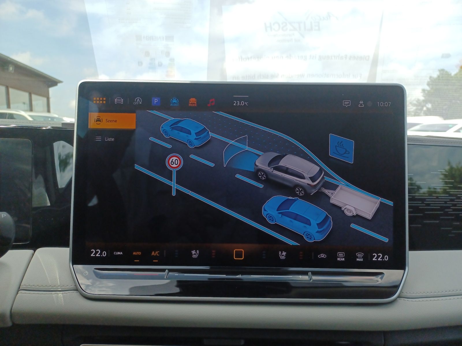 Fahrzeugabbildung Volkswagen Tiguan TDI Elegance IQ.Light Navi ACC AHK STHZ 4