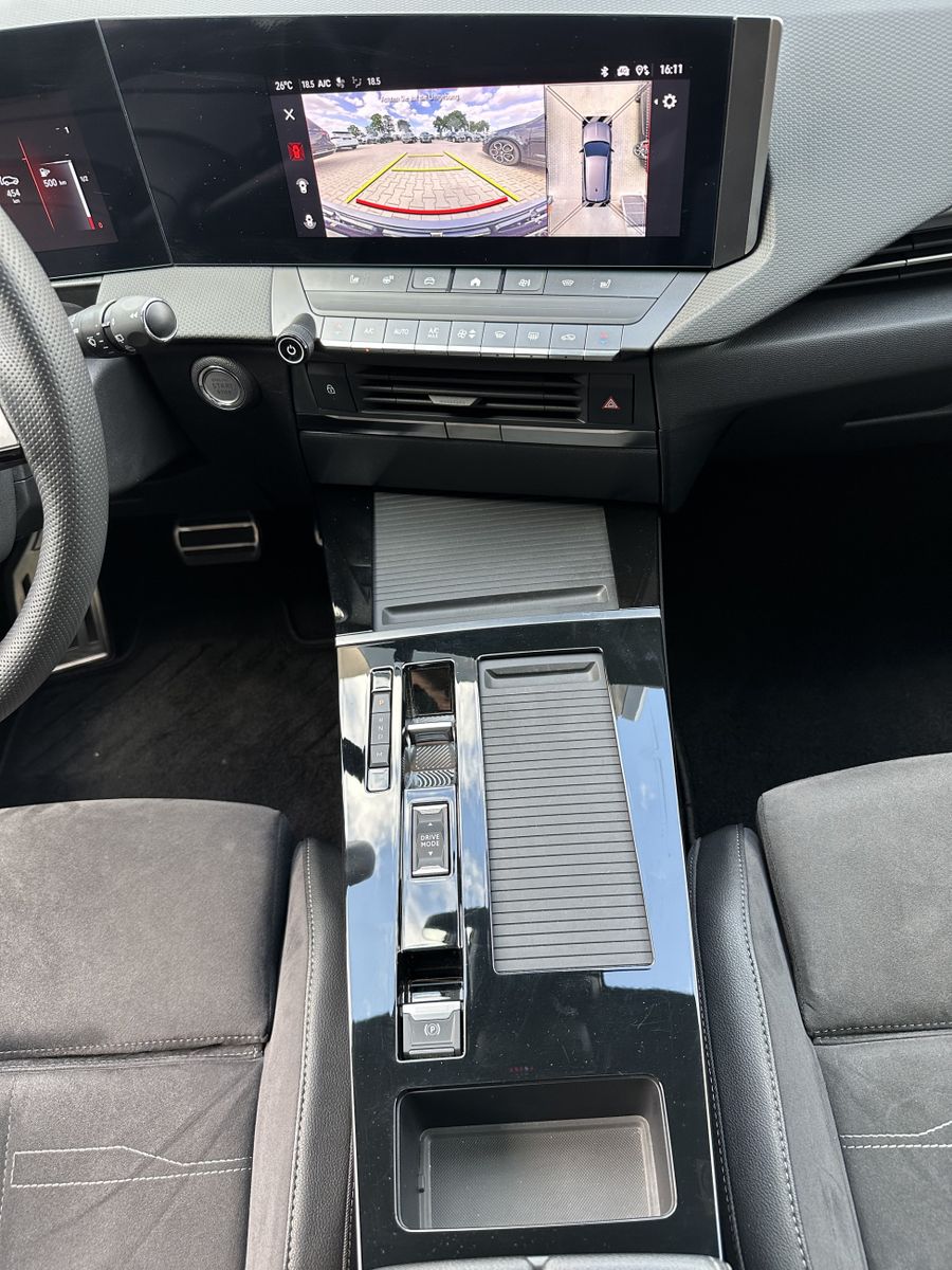 Fahrzeugabbildung Opel Astra SpT 1.5 D Aut. GS NAV+LED+PANO+18ZOLL+1HD