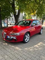 Alfa Romeo 147 Q2 1,9 jtdm - Alfa Romeo 147: 1.9