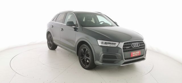 AUDI AUDI Q3 40 TFSI quattro S tronic Business Advanc