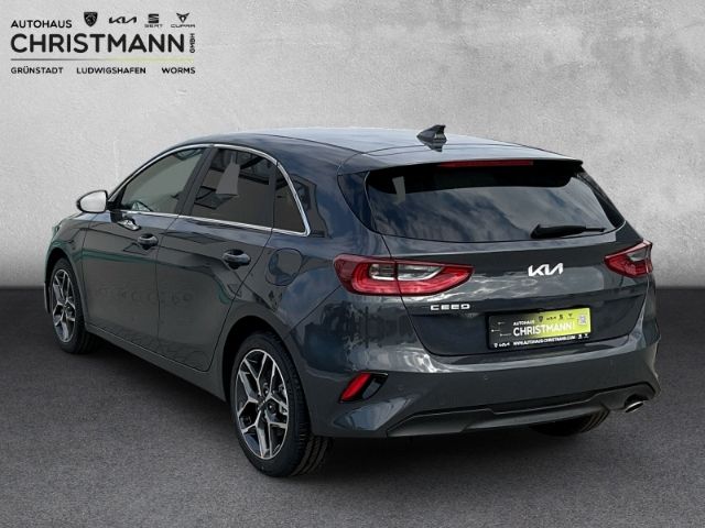 Fahrzeugabbildung Kia Ceed ULTIMATE EDITION 1.0 T-GDI *STYLE-PAKET*