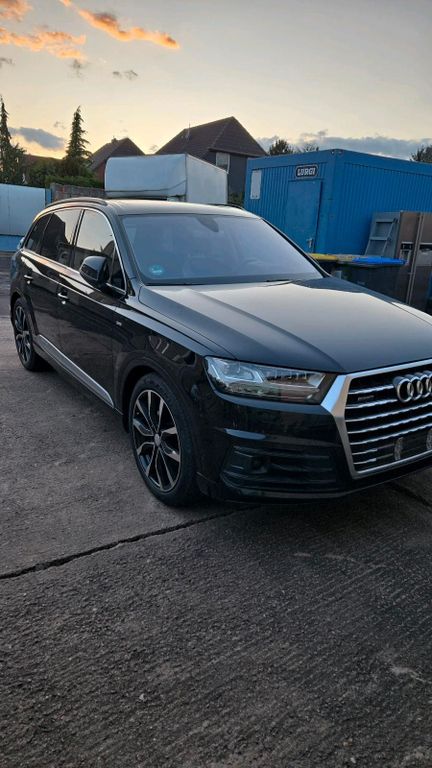 Image of Audi Q7
