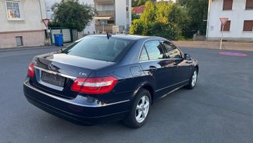Mercedes E 220 - 3