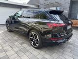 Audi e-tron 55 quattro S line S line AHK MATRIX B+O  - Audi e-tron von privat