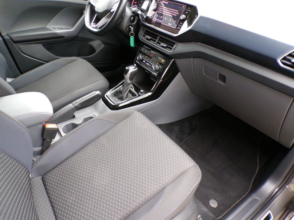 Fahrzeugabbildung Volkswagen T-Cross 1.0 TSI DSG Life *AHK*LED*NAVI*LaneAssis