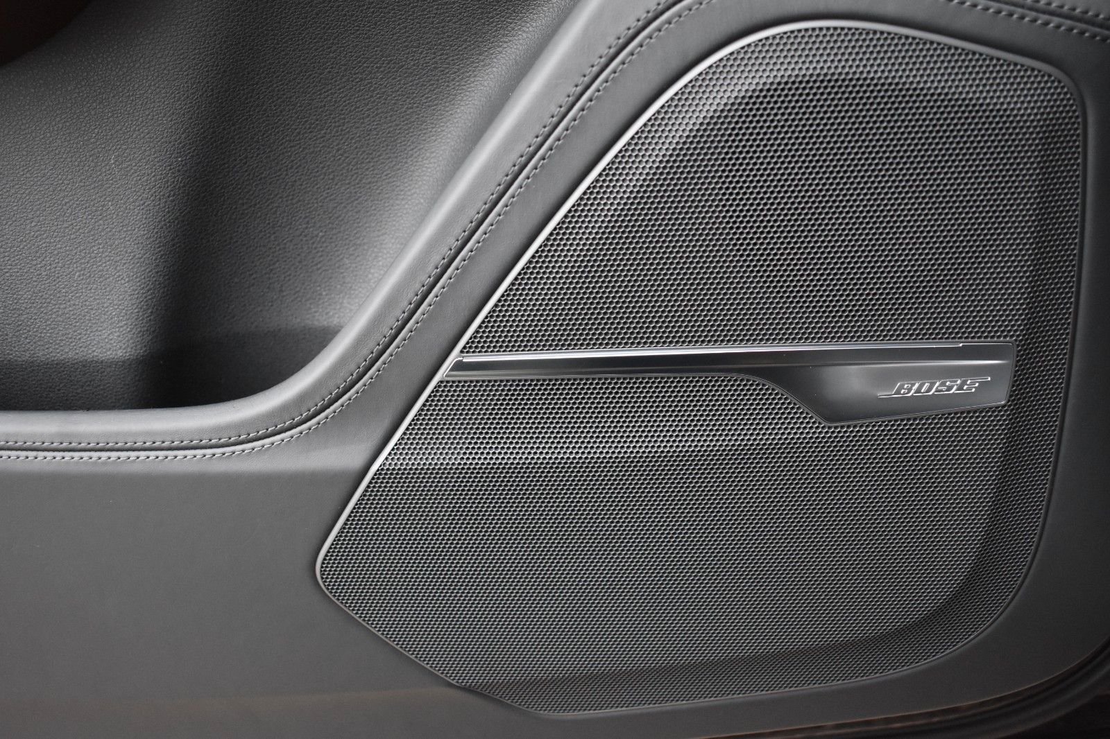 Fahrzeugabbildung Audi SQ7 4.0 TDI V8 quattro HUD Matrix Bose